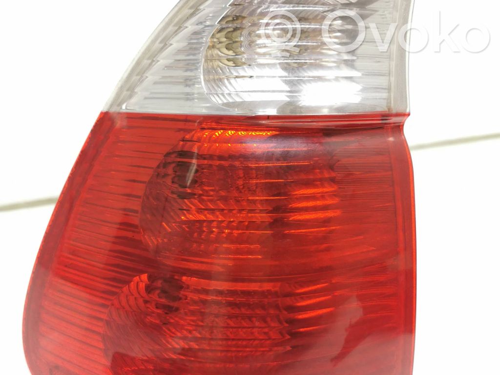 BMW X5 E53 Aizmugurējais lukturis virsbūvē 
