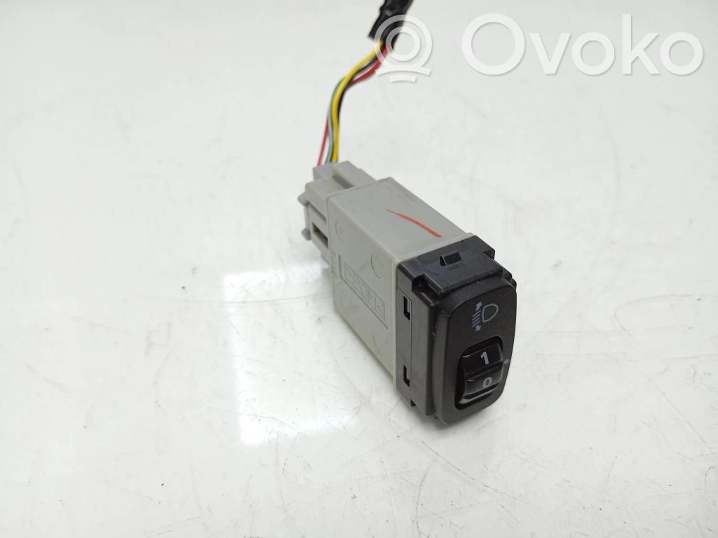Mitsubishi Lancer VIII Headlight level height control switch 