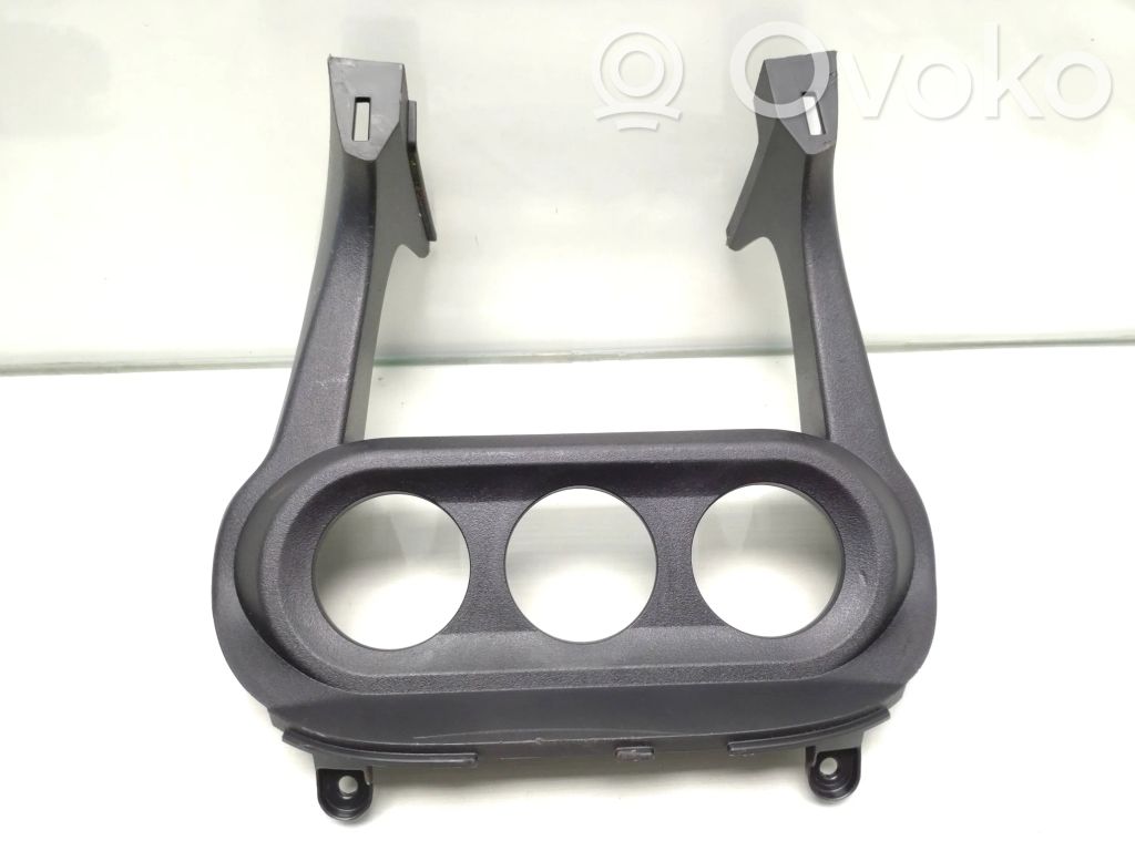 Mitsubishi Lancer VIII Console centrale, commande chauffage/clim 