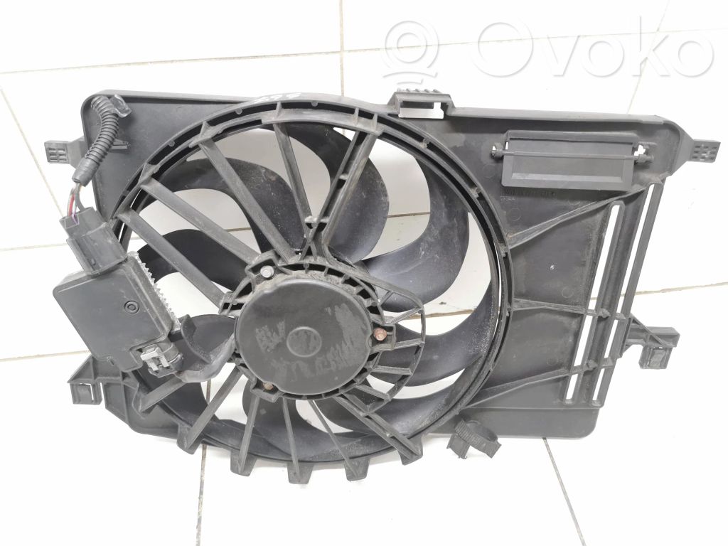 Ford Focus Electric radiator cooling fan 