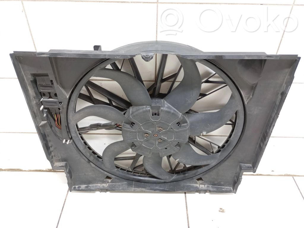 BMW 5 E60 E61 Elektrinis radiatorių ventiliatorius 