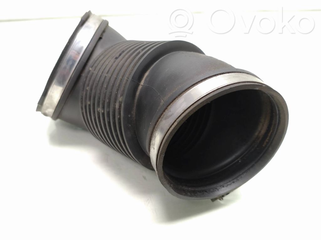 Air intake duct part   7801547,7803846,13717801547,13717801547