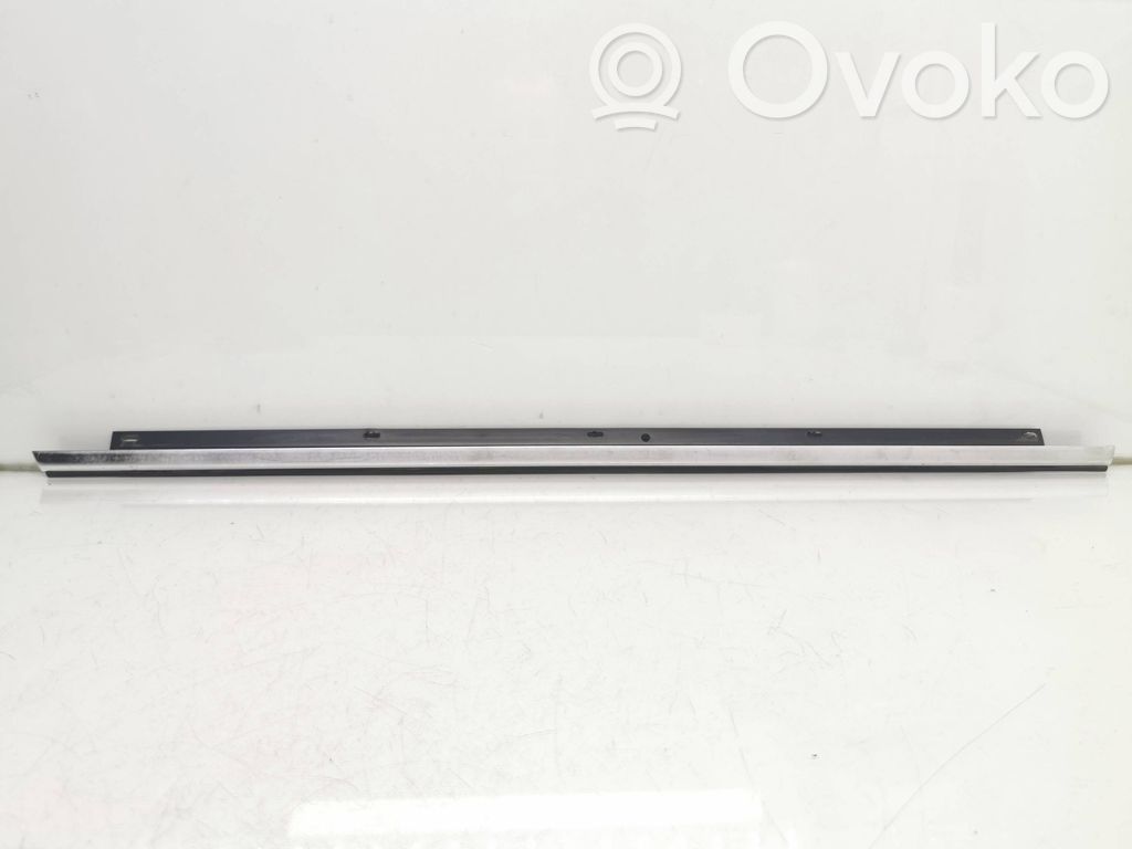 Audi A6 S6 C6 4F Listón embellecedor de la ventana de la puerta trasera 