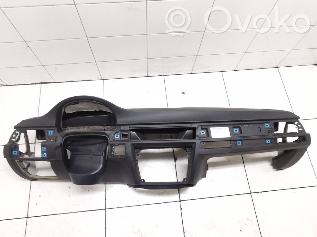 BMW 3 E90 E91 Dashboard 