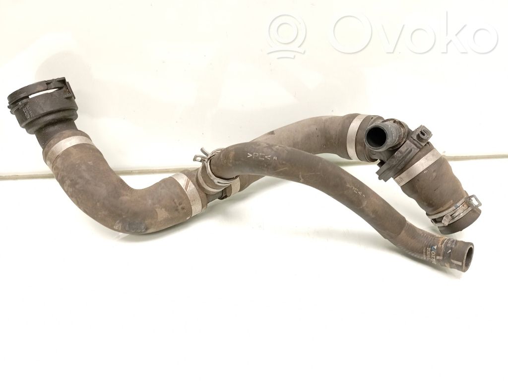 Volvo V60 Conductă/furtun lichid de răcire motor 