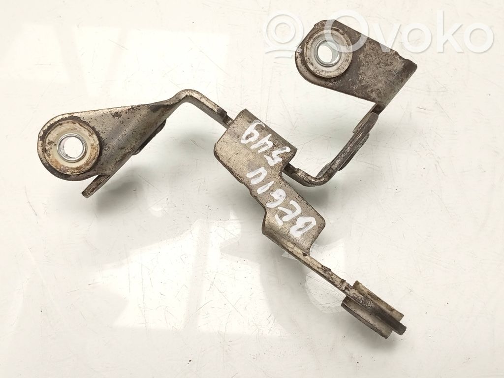 Ford Focus Gear shift cable bracket 