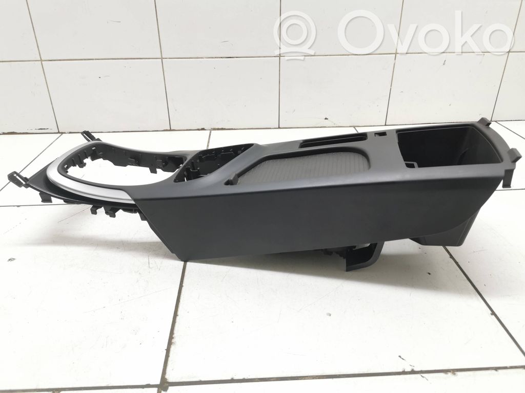 Opel Insignia A Centrinė konsolė 