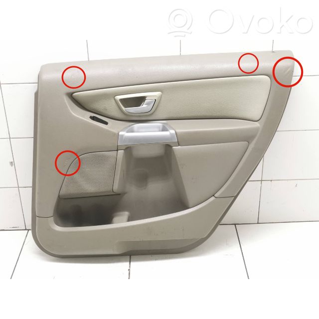 Volvo XC90 Boczki / Poszycie drzwi tylnych 