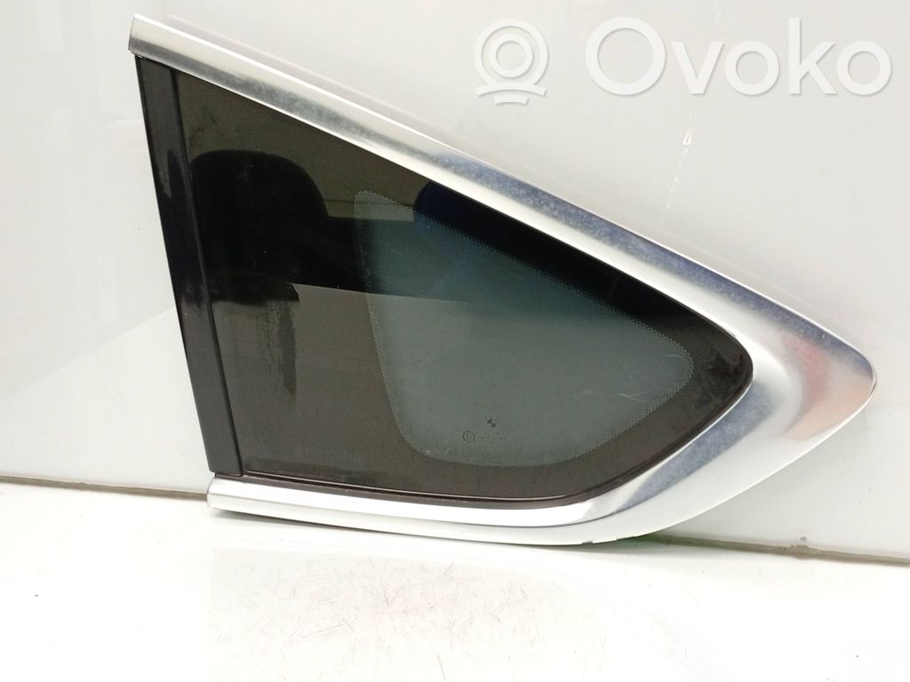 BMW 5 GT F07 Geam lateral spate 