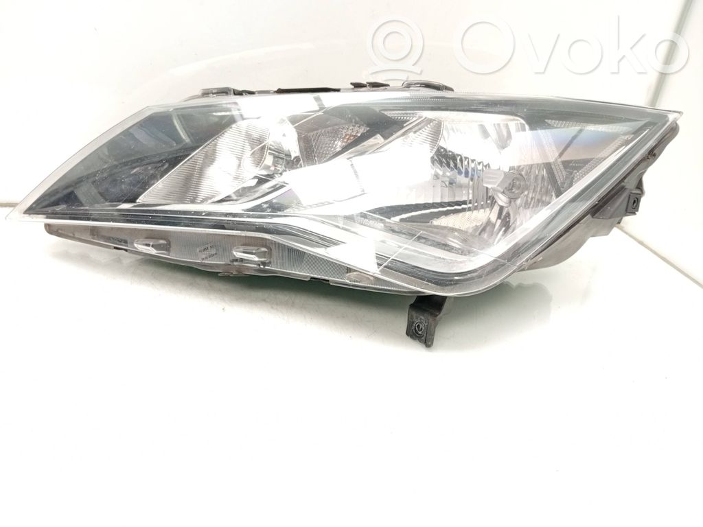 Seat Leon (5F) Lampa przednia 
