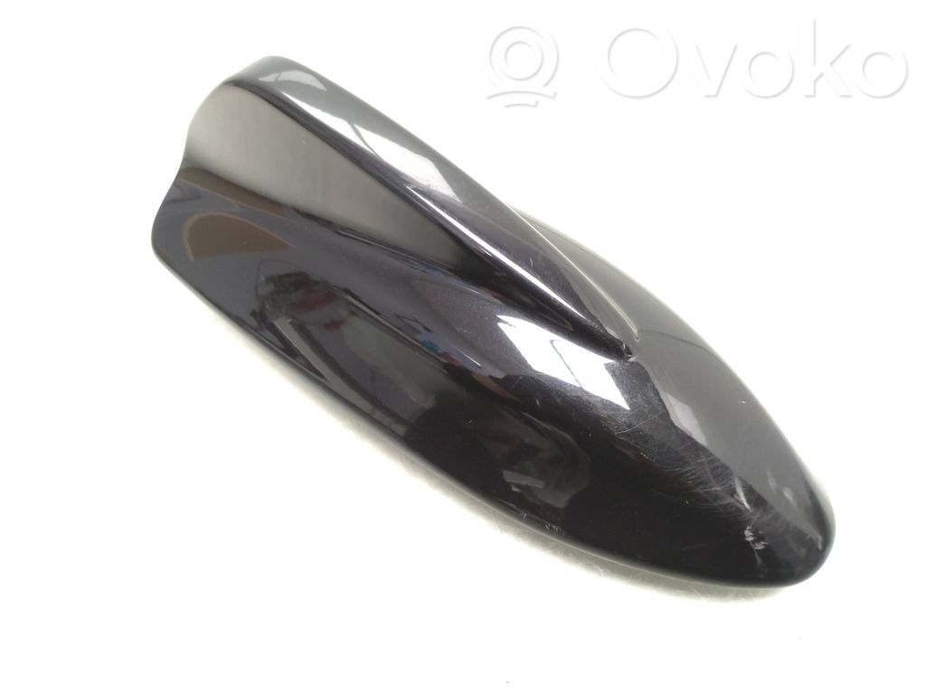 Volvo V40 Osłona anteny dachowej GPS 