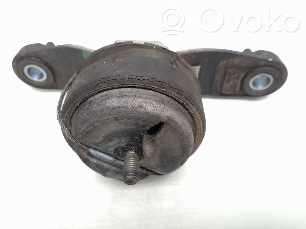 Engine mount bracket   31359635,31375717,31460727