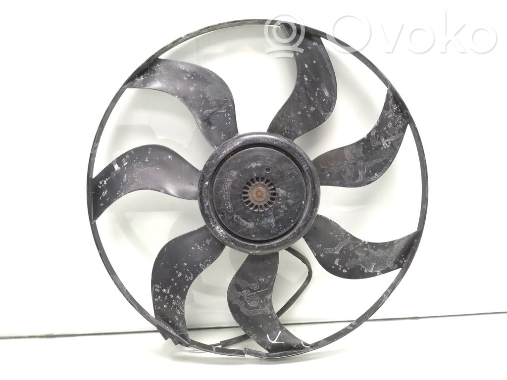 Mercedes-Benz A W176 Ventilator electric răcire radiator 