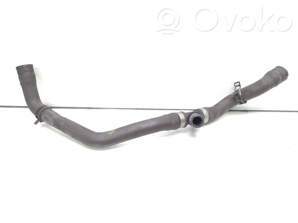 Mercedes-Benz A W176 Tubo flessibile del liquido di raffreddamento del motore
