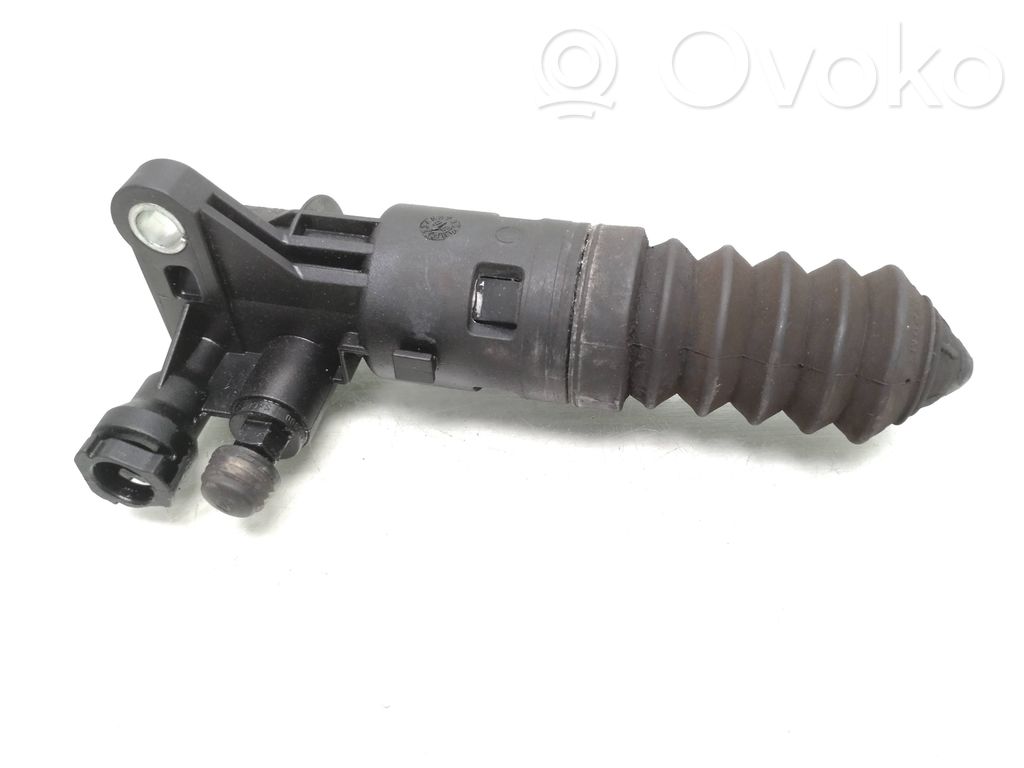 Audi A4 S4 B7 8E 8H Cilindru secundar ambreiaj 