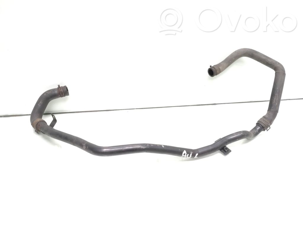 Volkswagen PASSAT B7 Conductă/furtun lichid de răcire motor 