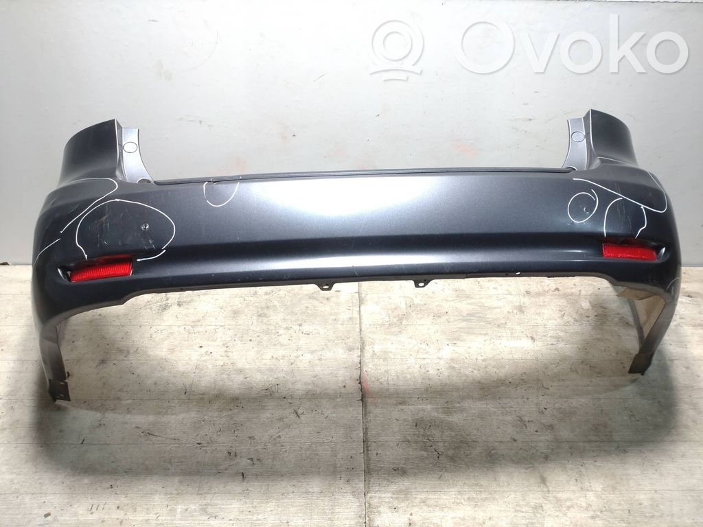 Toyota Avensis T270 Zderzak tylny 