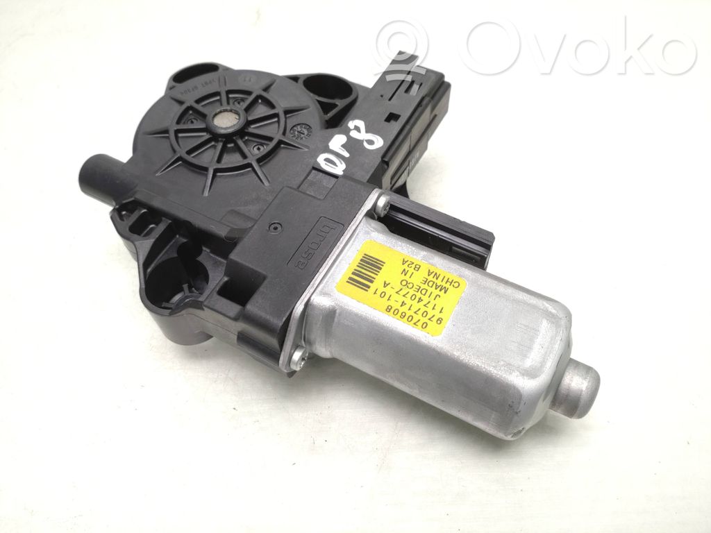 Volvo V70 Motor macara geam ușă față
