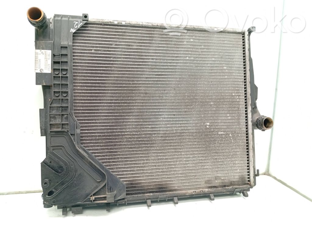 BMW X3 E83 Dzesēšanas šķidruma radiators 