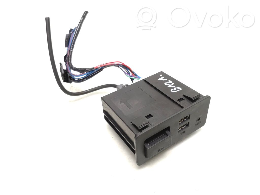 USB socket connector   904526412446,55290400,10R041341