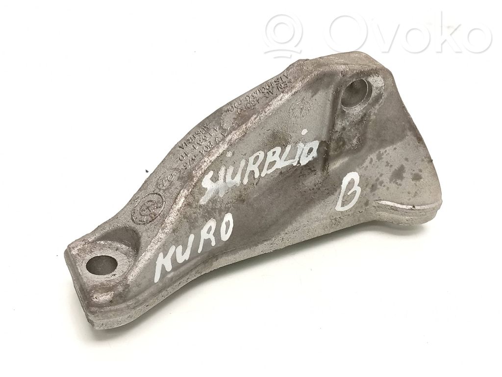 Fuel pump bracket   7804376