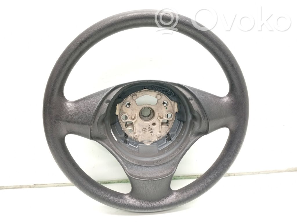 Ohjauspyörä   6763076