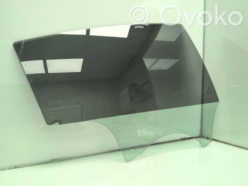 Tesla Model 3 Pagrindinis galinių durų stiklas 
