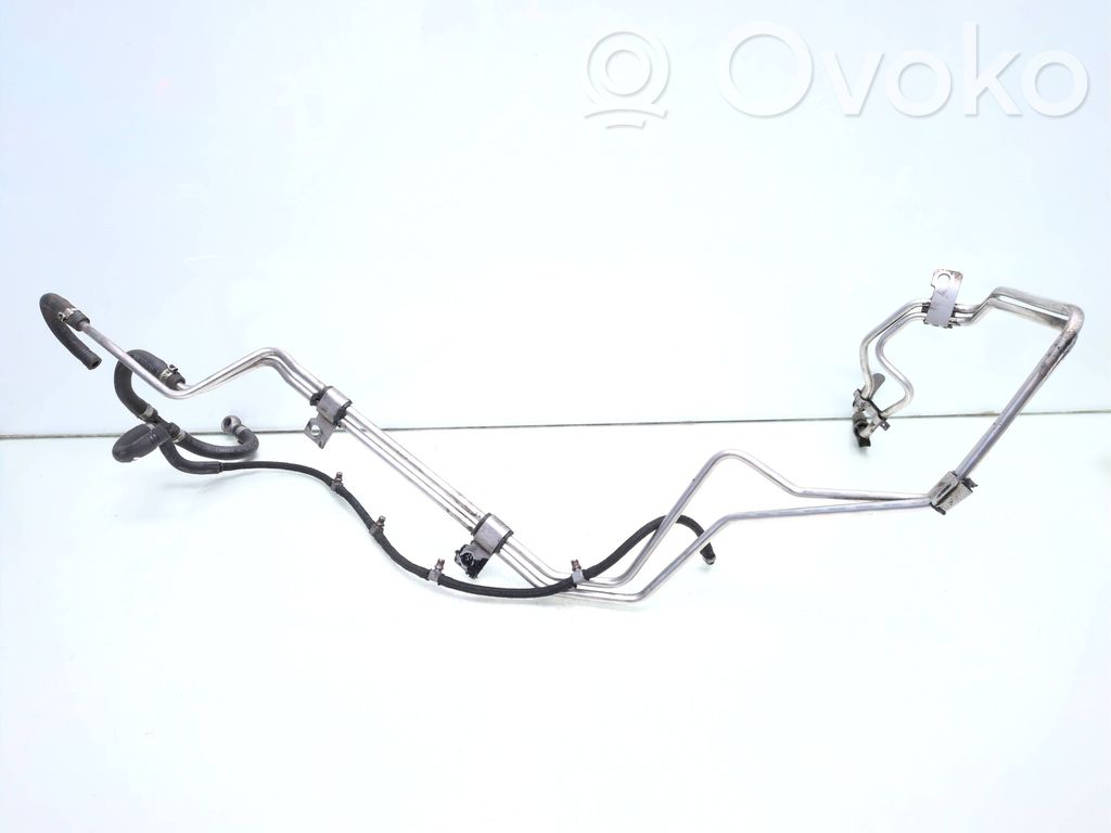 Volvo XC90 Conducte/furtunuri retur combustibil 