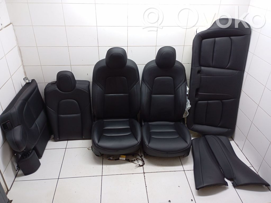 Set scaune