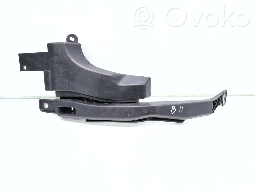 Opel Insignia B Uchwyt / Mocowanie zderzaka tylnego 