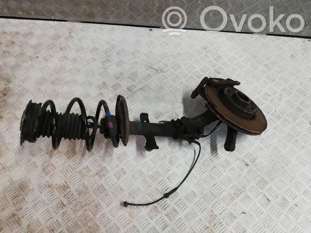Front wheel hub spindle knuckle