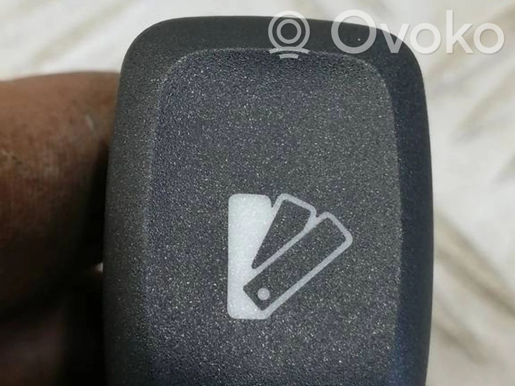 Renault Zoe Steering wheel buttons/switches 