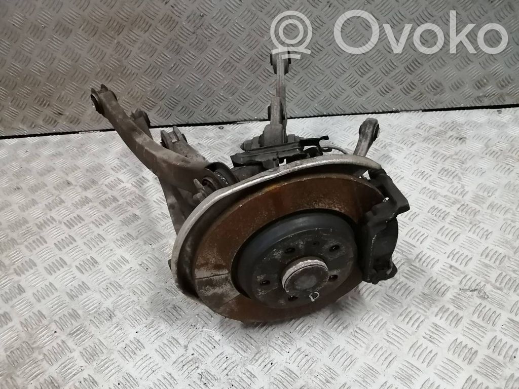 Audi A6 S6 C8 4K Aizmugurē riteņa rumbas vārpstas šarnīrs (stupica, capfa) 
