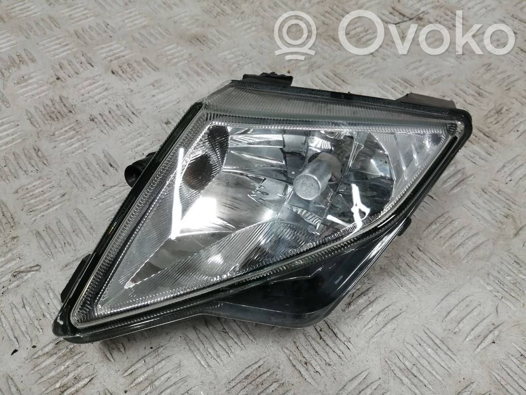 Ford Focus Miglas lukturis priekšā 