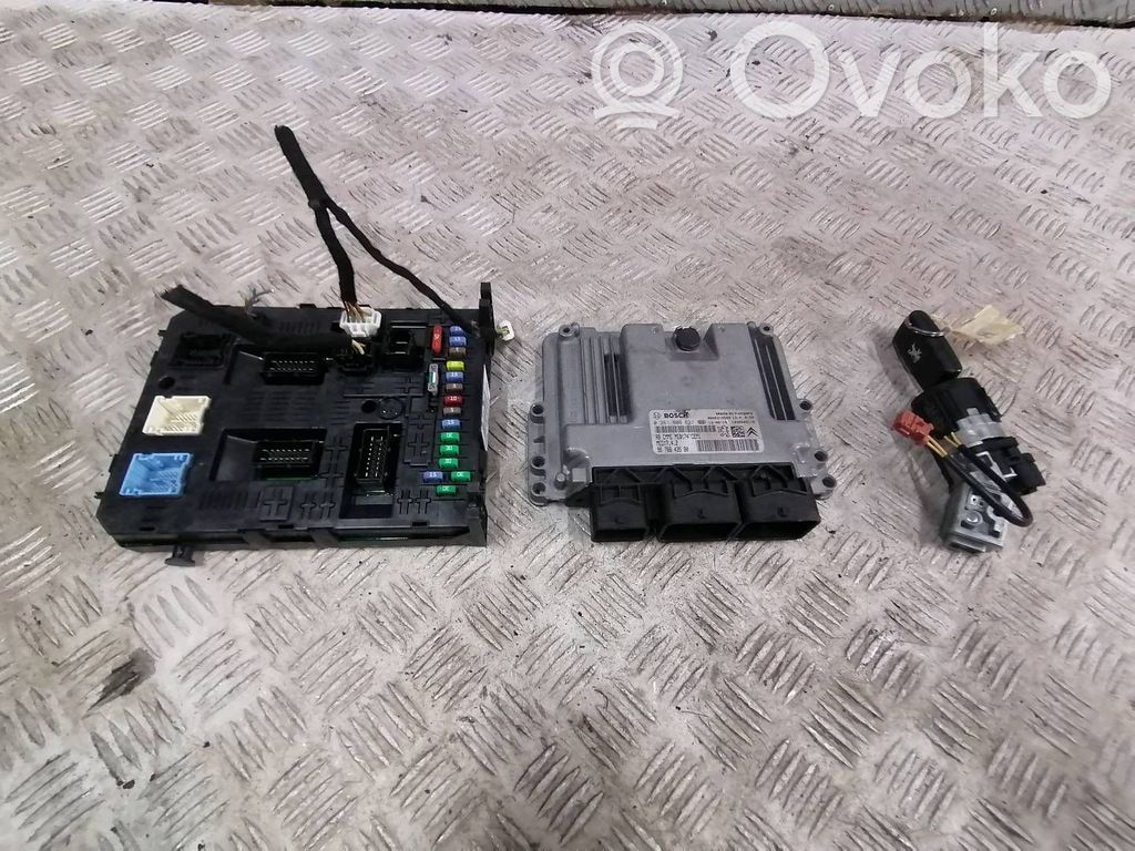 Peugeot RCZ Sterownik / Moduł ECU 