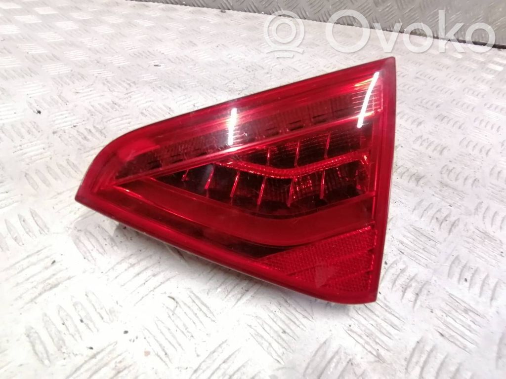 Audi A5 8T 8F Lampy tylnej klapy bagażnika 