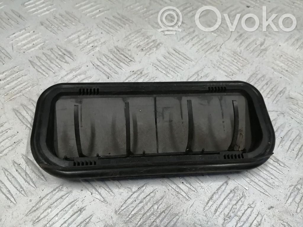 Peugeot 307 Rear air vent grill 