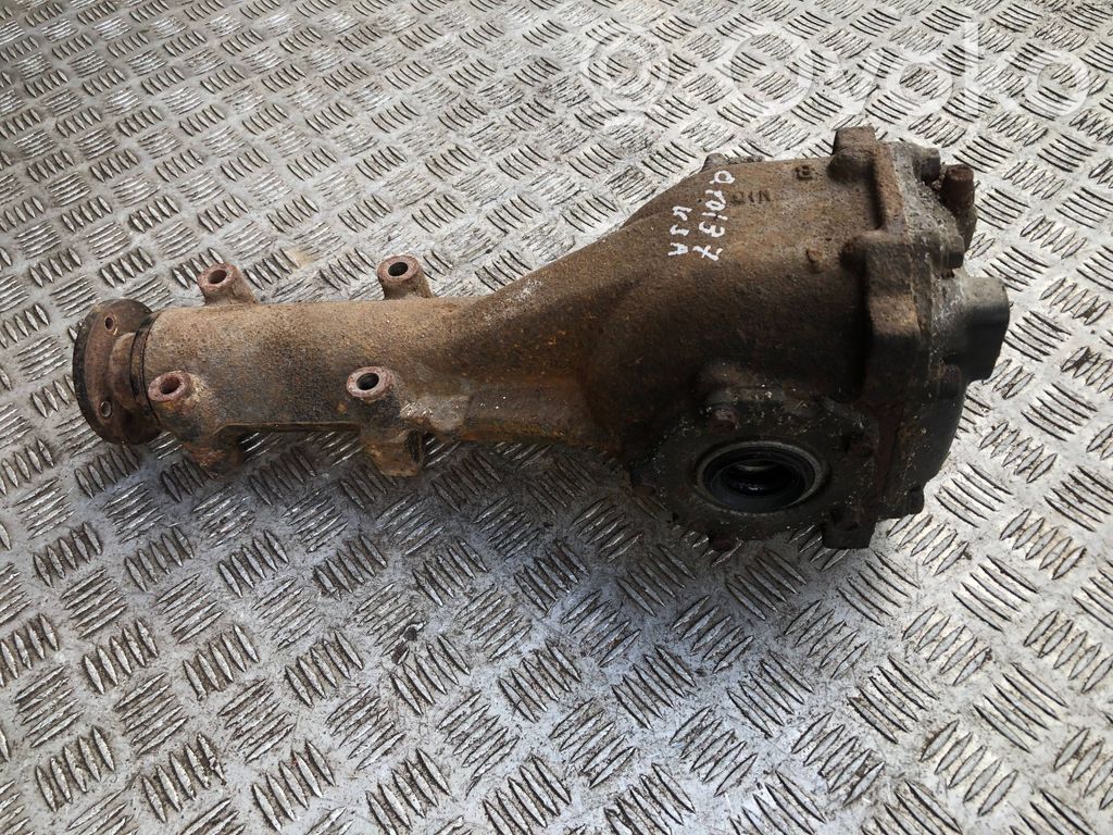 Rear differential   27011AB151