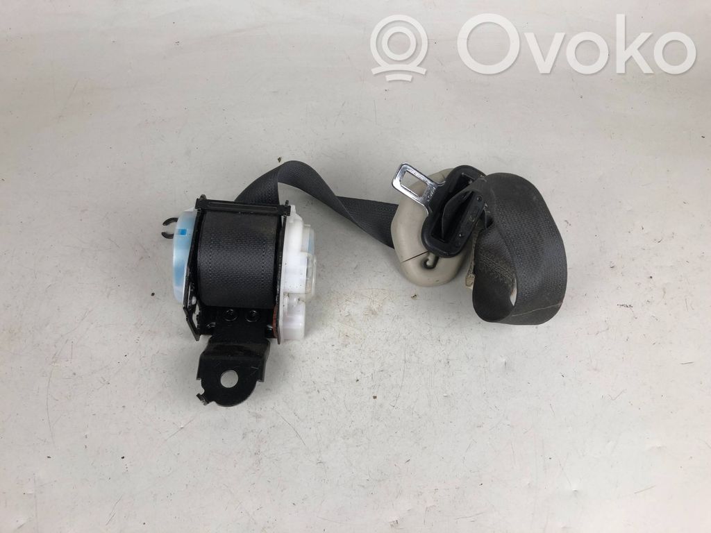 Subaru Outback Cinturón trasero 