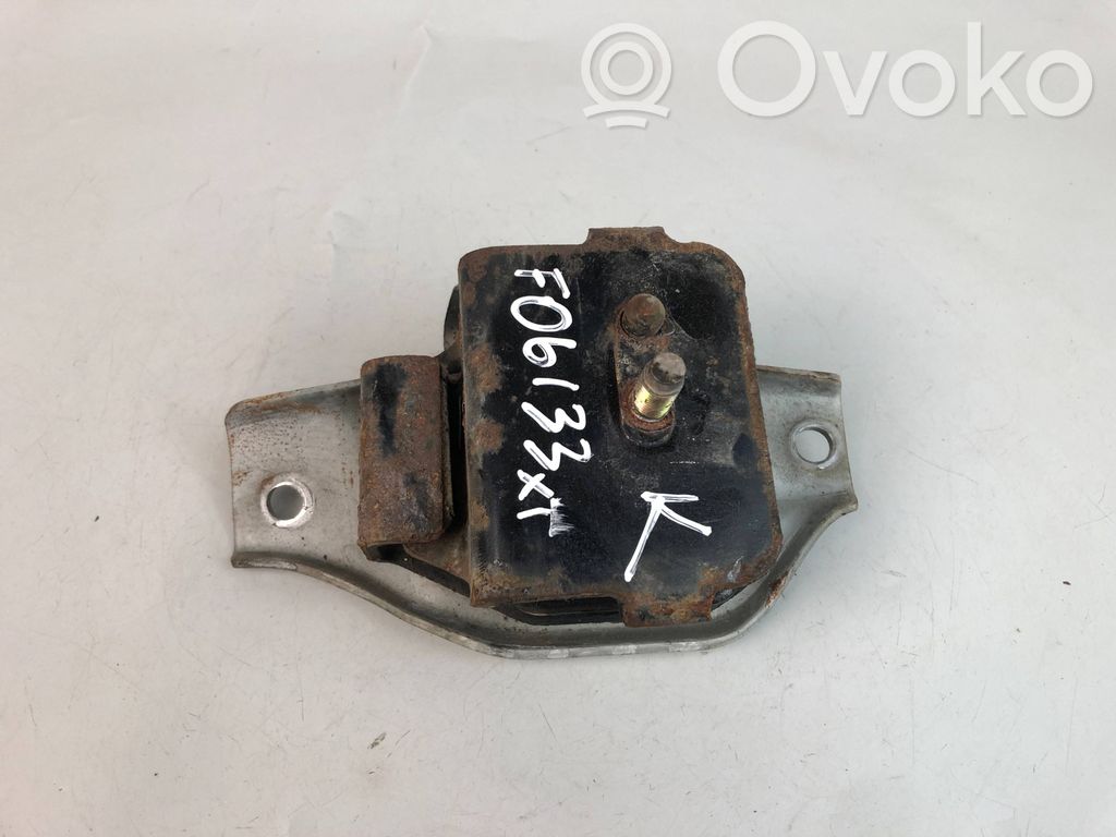 Engine mount bracket   41022FA091