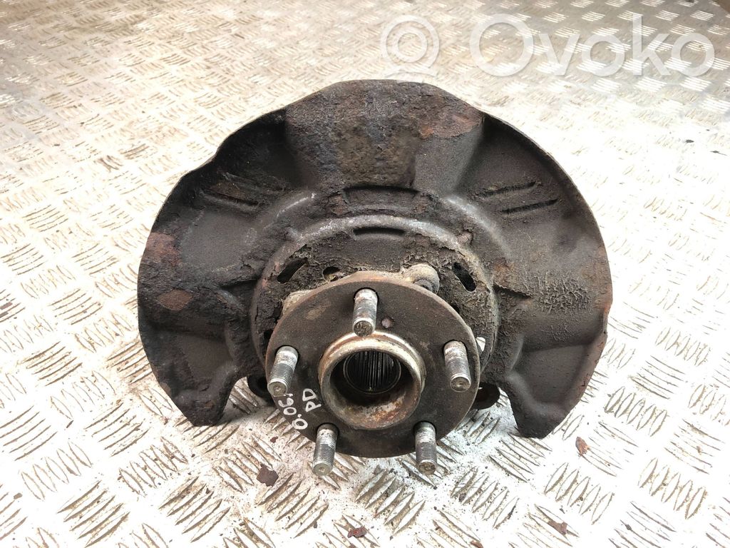 Front wheel hub