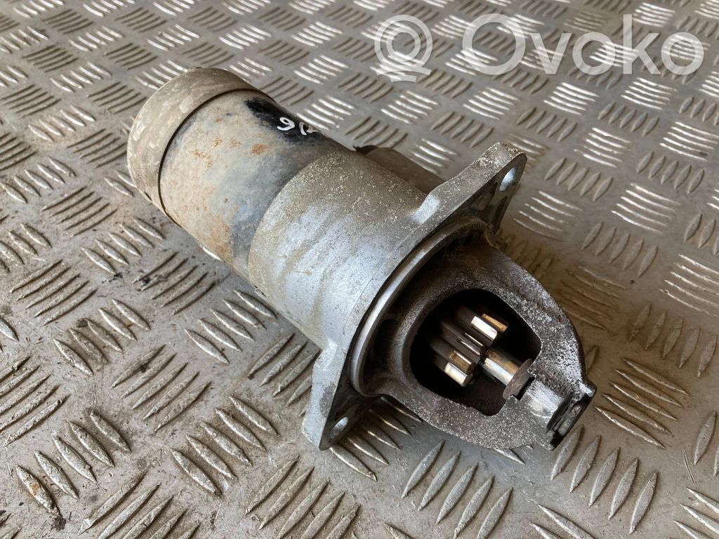 Subaru Forester SF Motor de arranque 