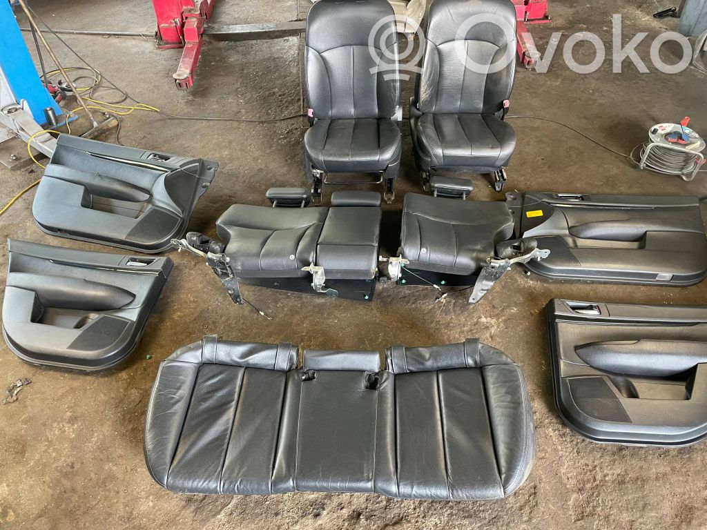 Interior set