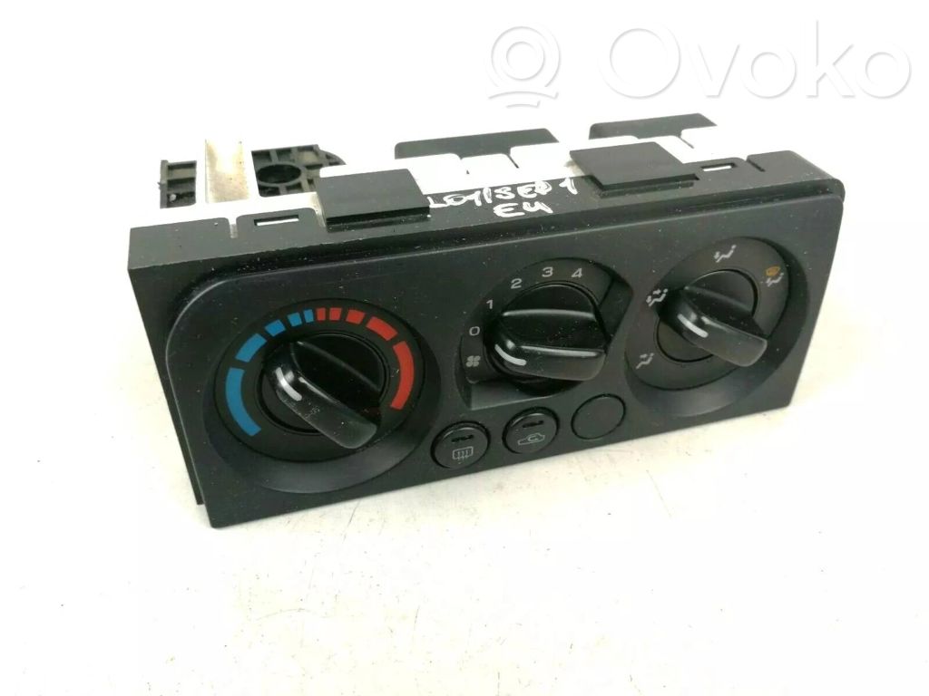 Subaru Legacy Climate control unit 