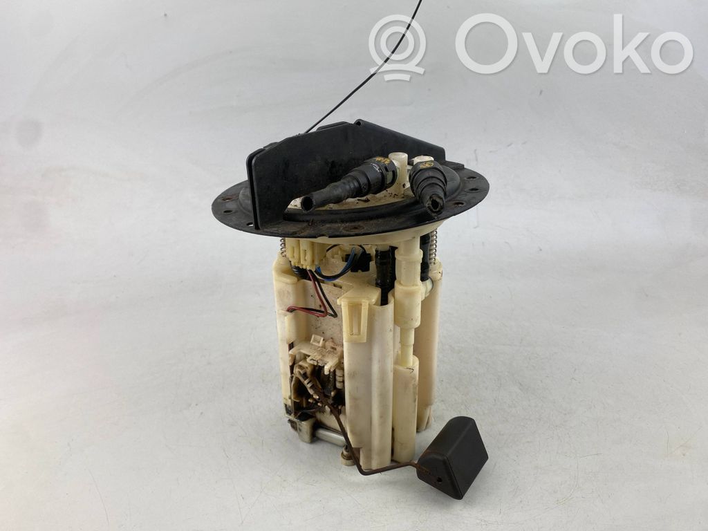 Subaru Legacy Bomba interna de combustible 