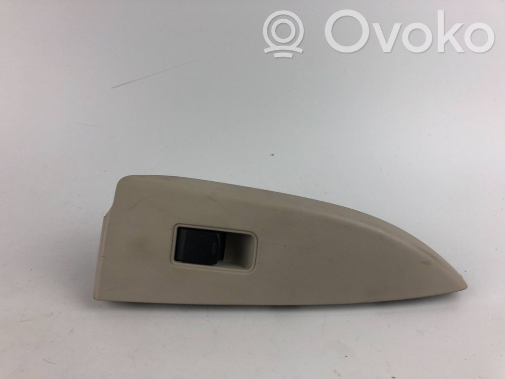 Subaru Outback Electric window control switch 