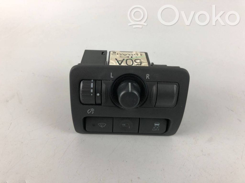 Subaru Legacy Wing mirror switch 