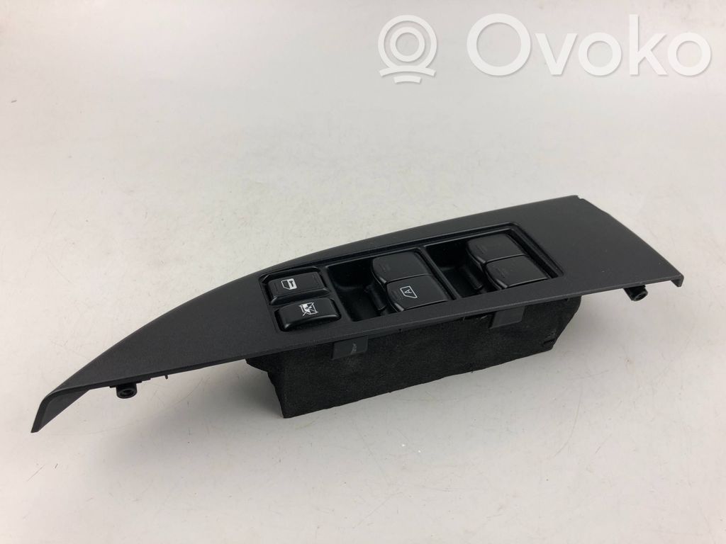 Electric window control switch   94263AJ030