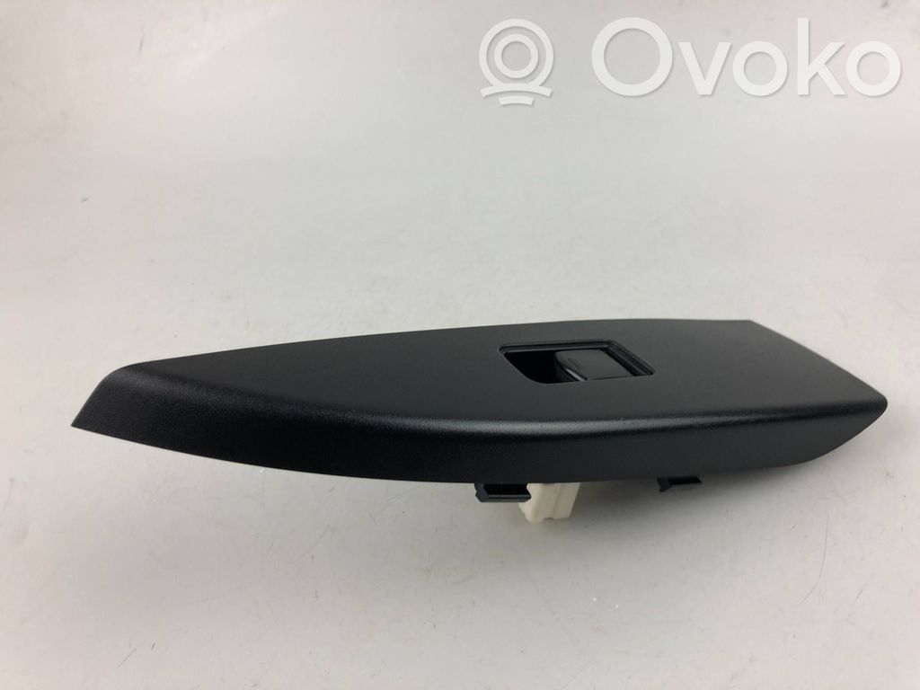 Electric window control switch   94263AJ020