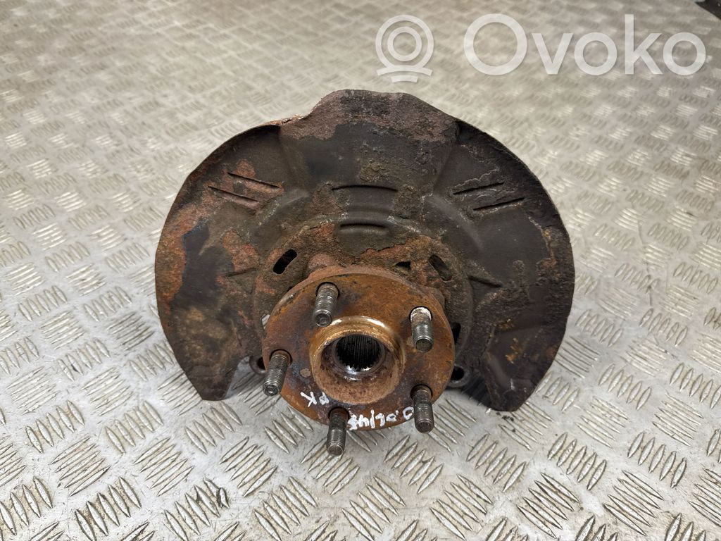 Front wheel hub